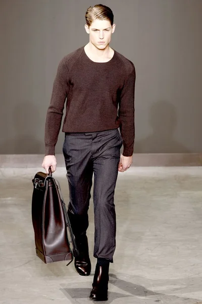 Look 22